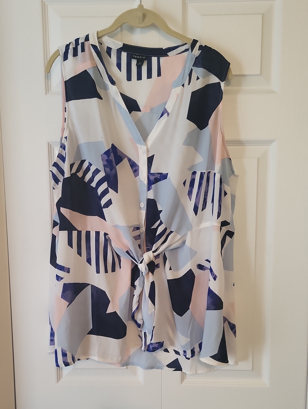 Torrid Sleeveless Tie-Front Print Top in Navy, Light Blue & Blush